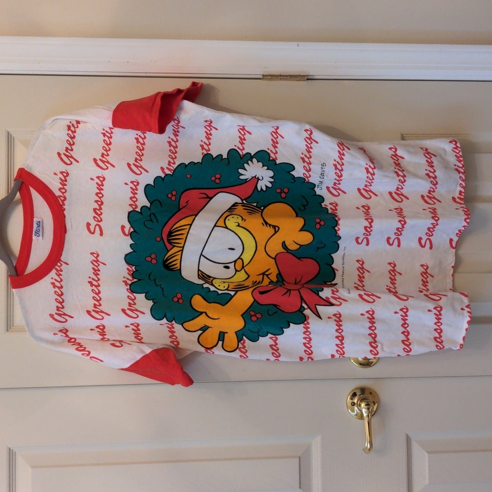 Vintage Garfield Holiday Shirt